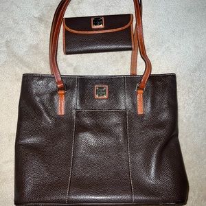 Dooney & Burke brown leather tote 14x11.5x4